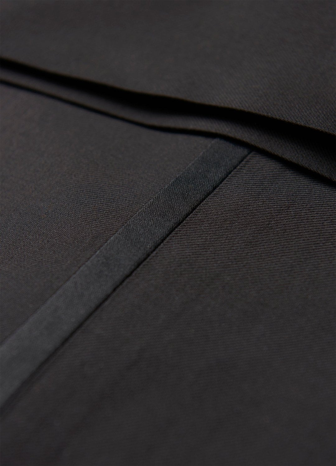 Black Peak Lapel Honey Way Super 150's Wool Tuxedo - Wm. Fox & Co.