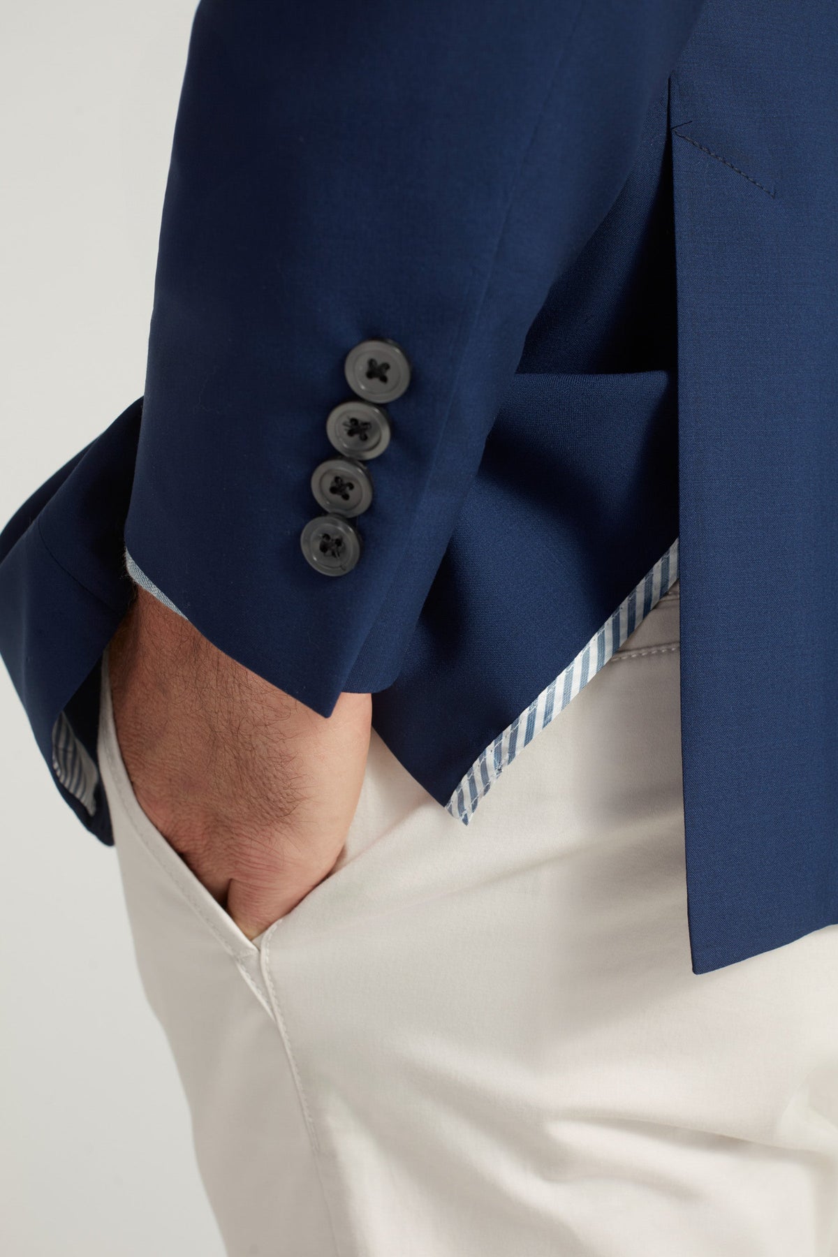 Royal Blue Poplin Super 150’s Weightless Blazer