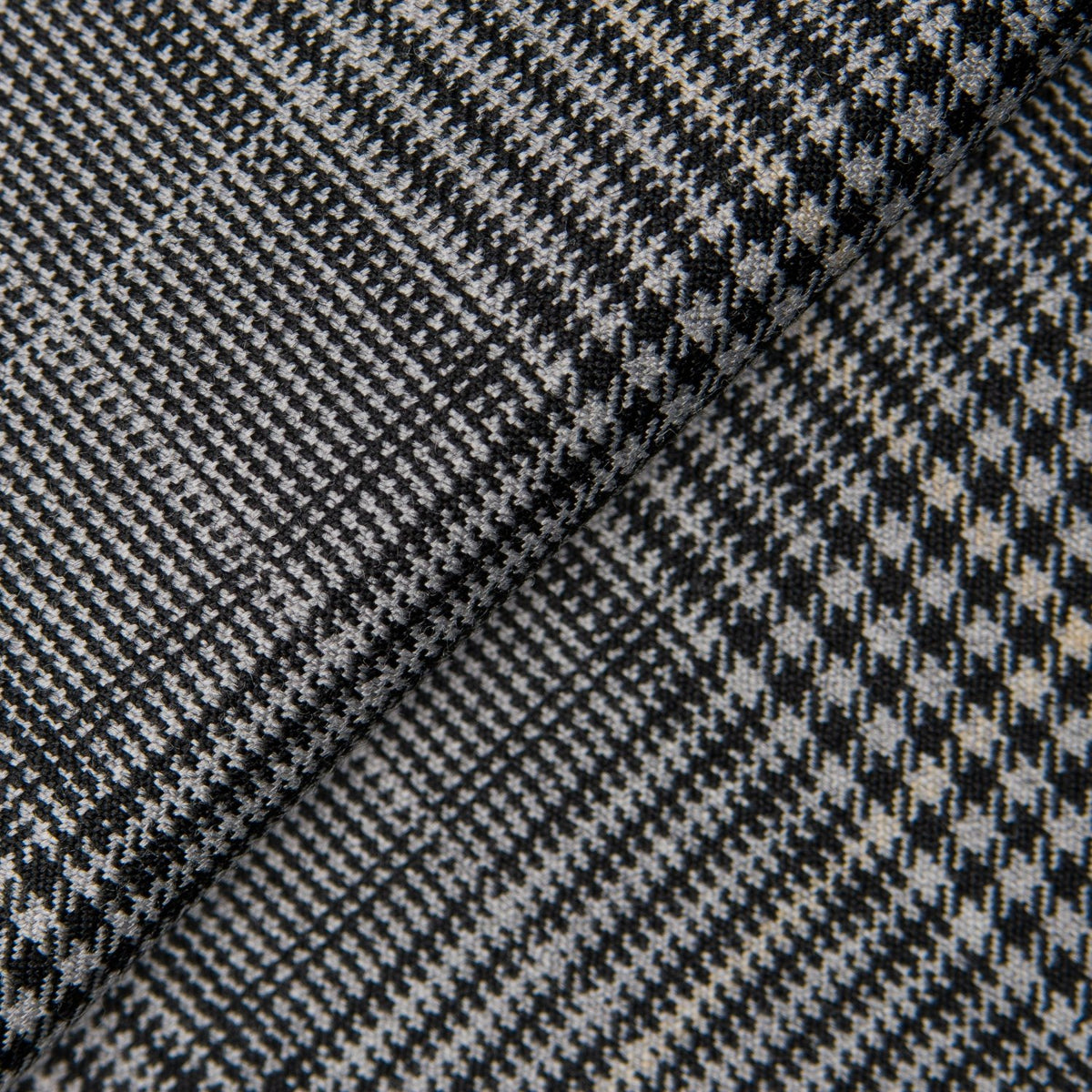 Black and White Super 130's Plaid Jacket - Wm. Fox & Co.